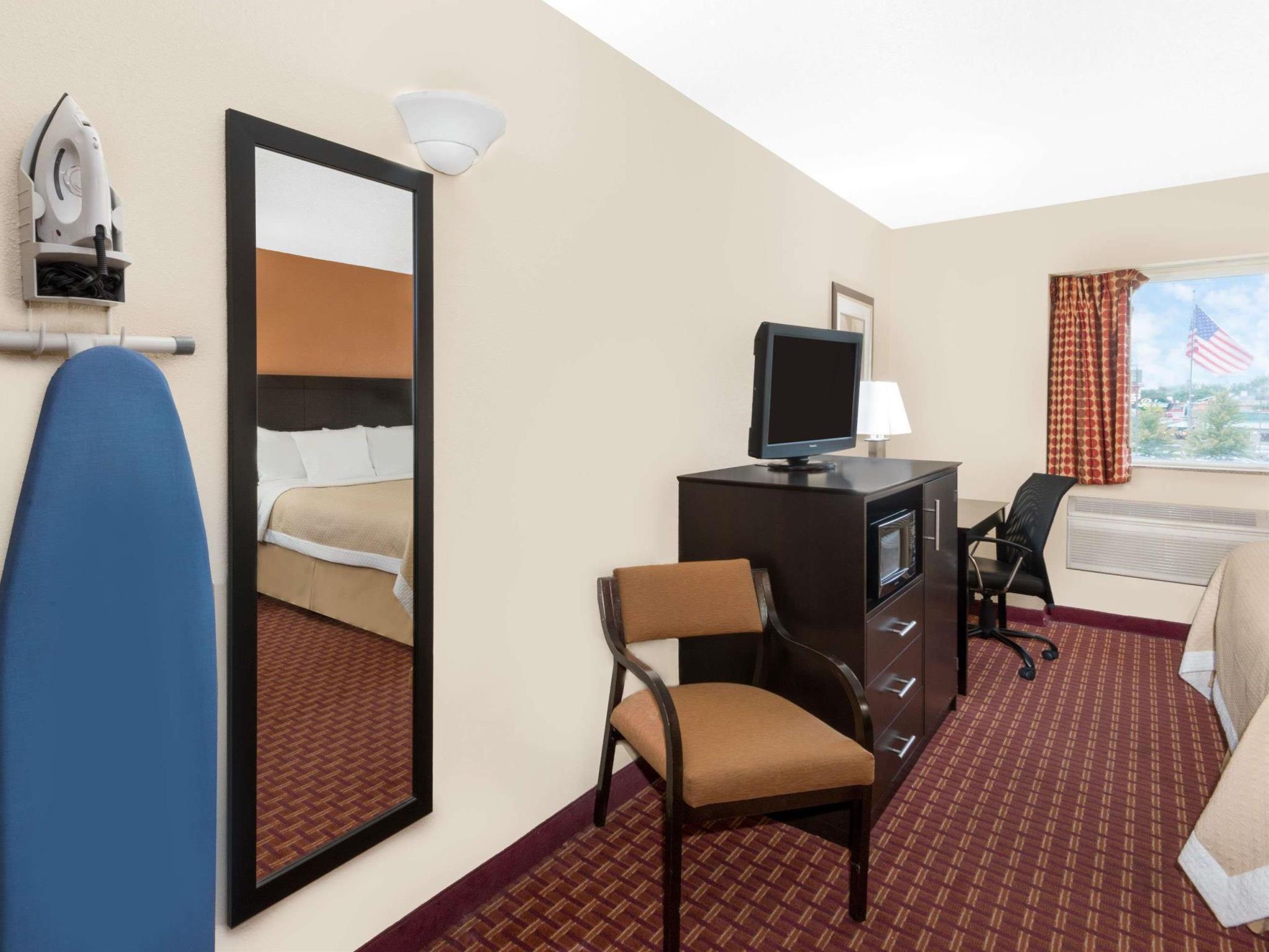 Days Inn By Wyndham Ames Kültér fotó