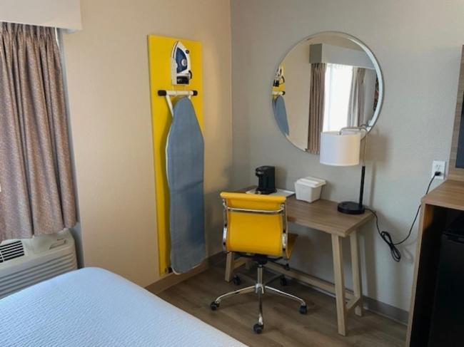 Days Inn By Wyndham Ames Kültér fotó
